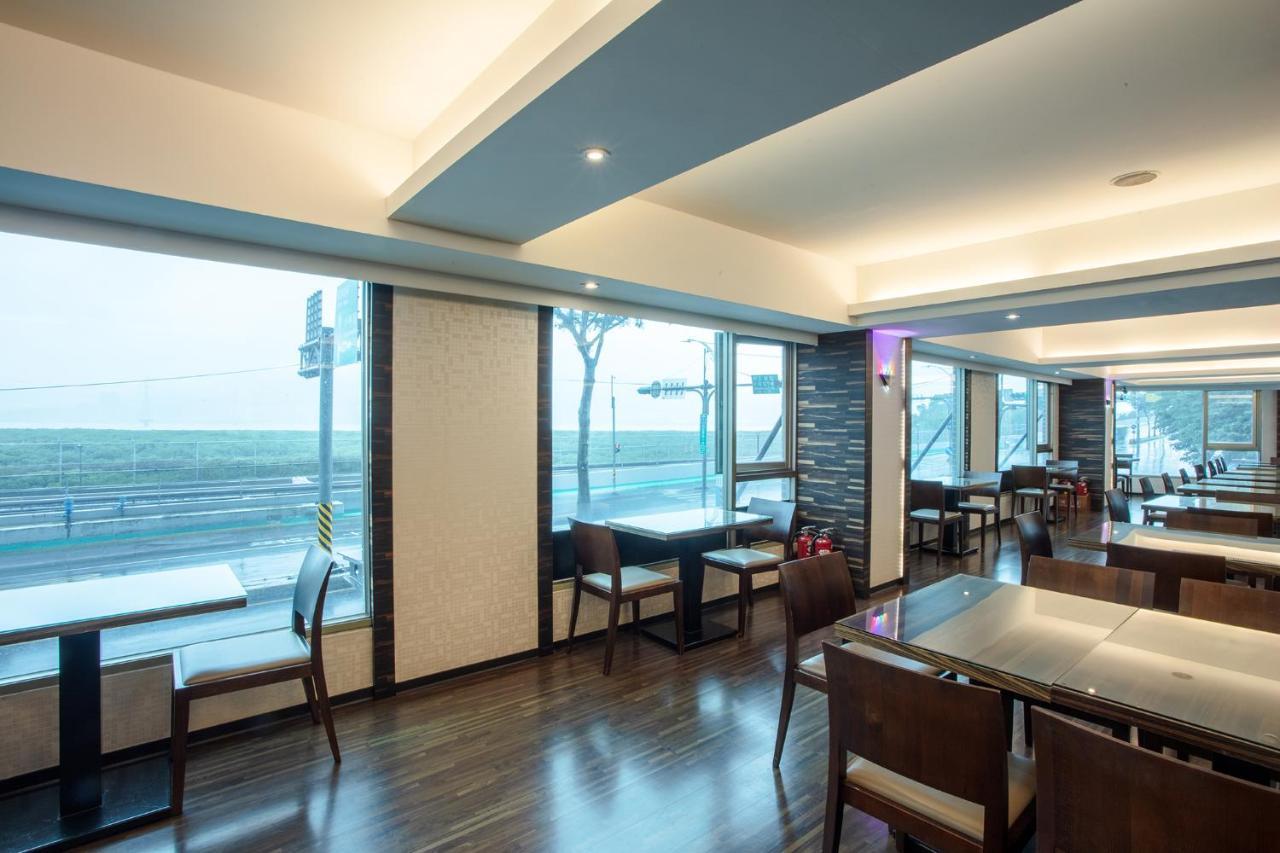 Hotel Cloud Riverside Tamsui Buitenkant foto